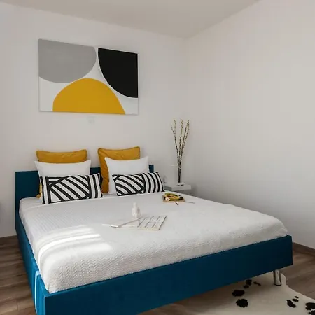 Sea View Modern Spacious Lounge House בית נופש