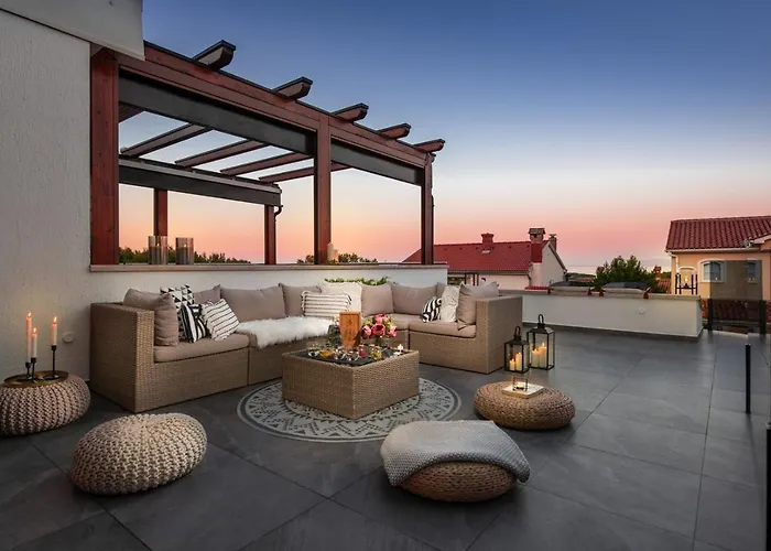 Sea View Modern Spacious Lounge House Premantura