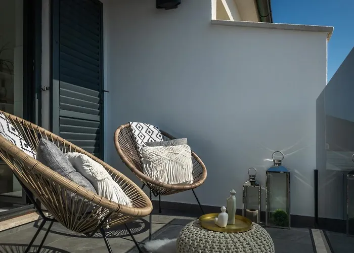 Feriehus Sea View Modern Spacious Lounge House