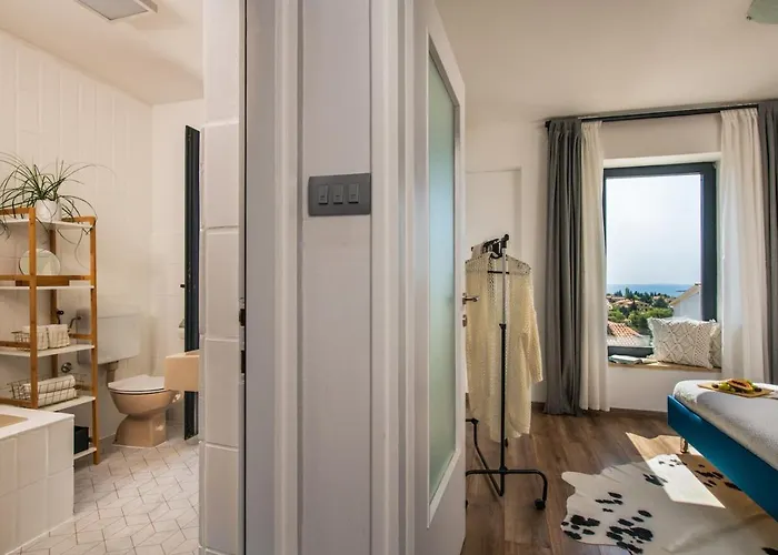 Ferienhaus Sea View Modern Spacious Lounge House