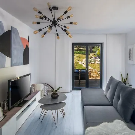 Sea View Modern Spacious Lounge House *